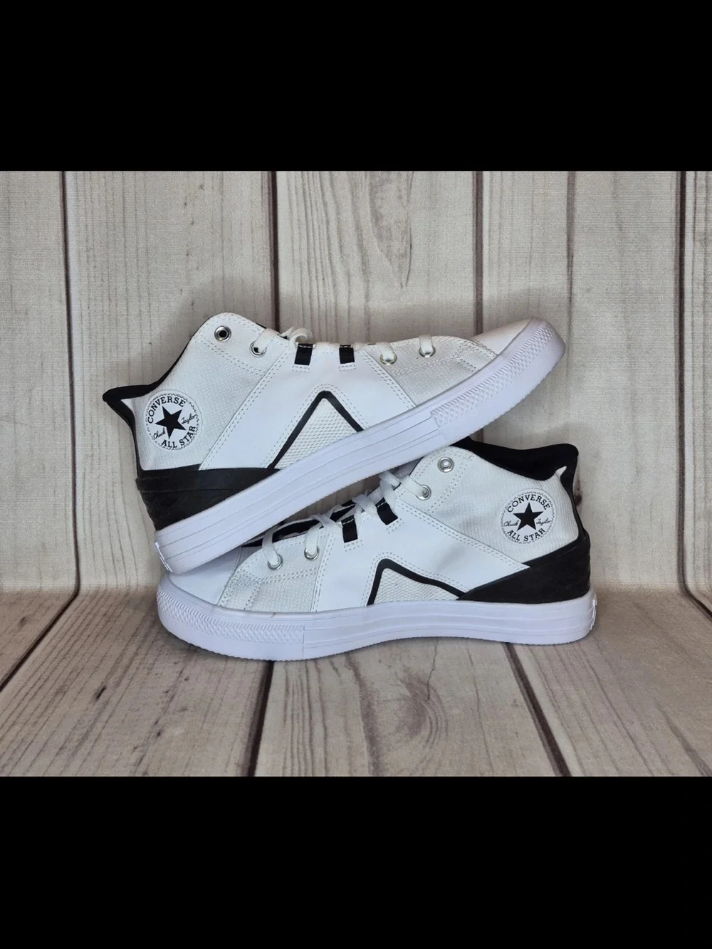 Converse CTAS Men's Size 12/Women’s Sz 14 Flux Ultra Mid White Black Shoes NWOB